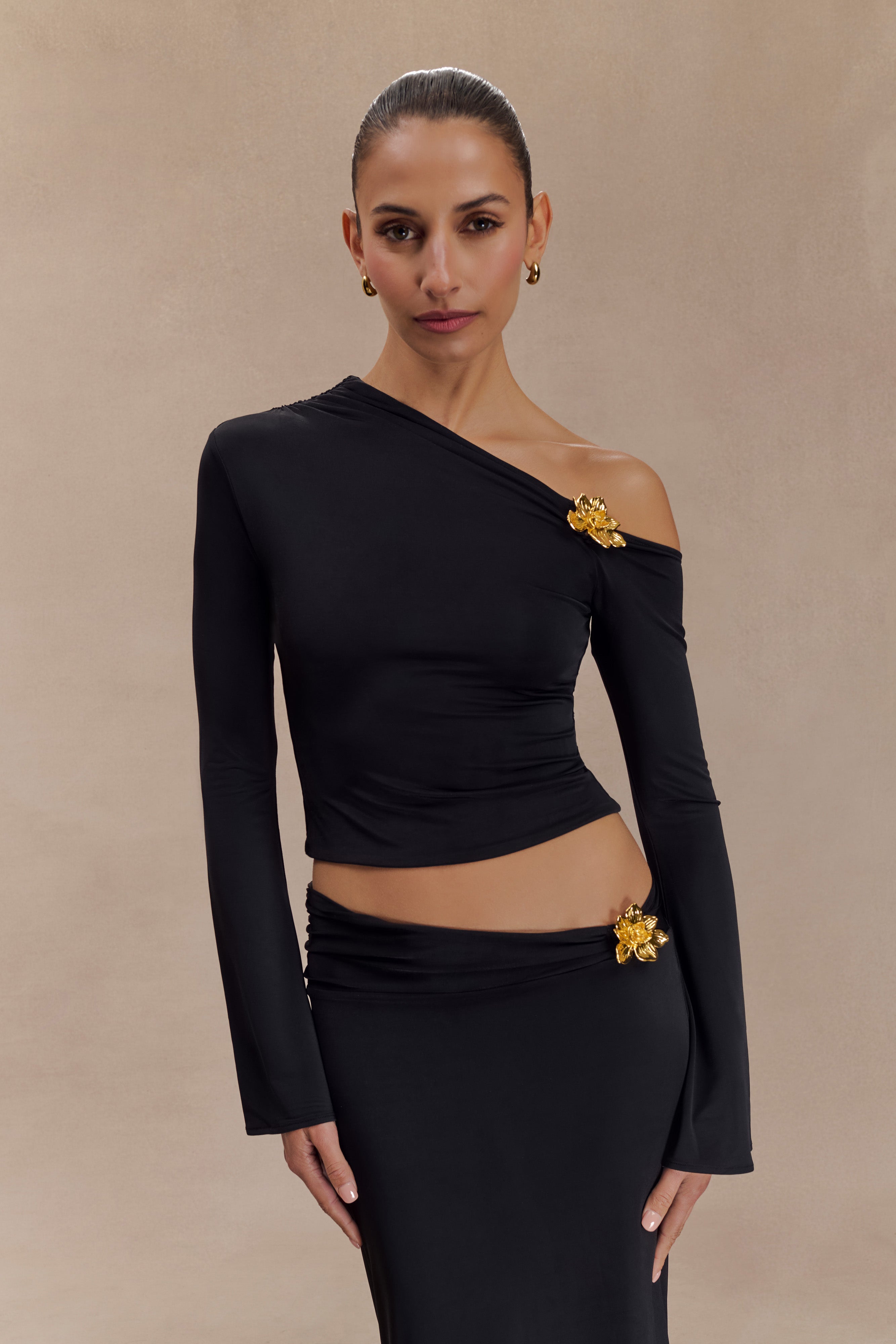 Ainsley Asymmetrical Set