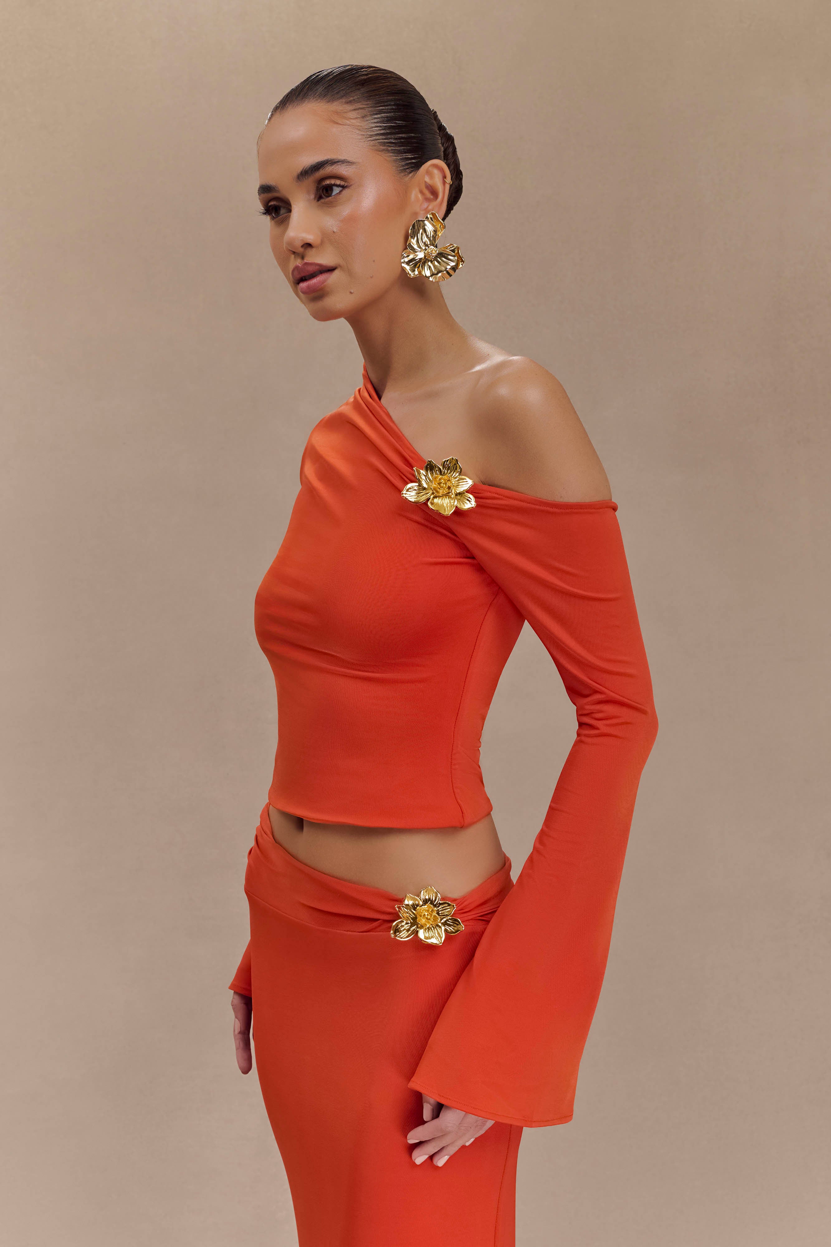 Ainsley Asymmetrical Set